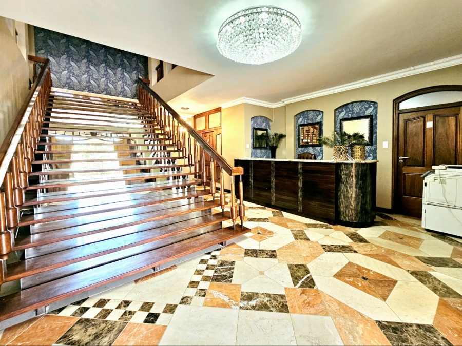 8 Bedroom Property for Sale in Waverley Free State